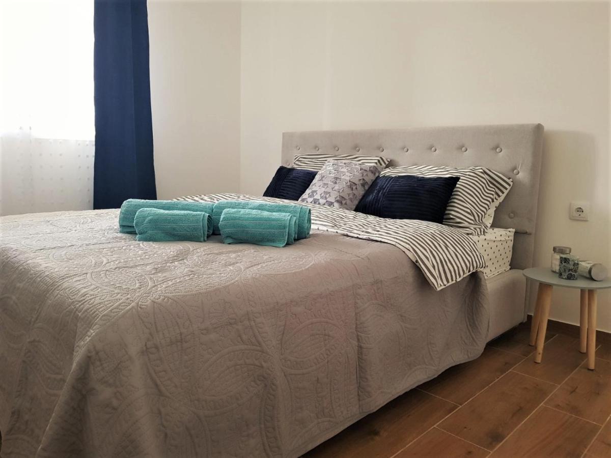 Apartman Astra Sremska Mitrovica Exteriör bild