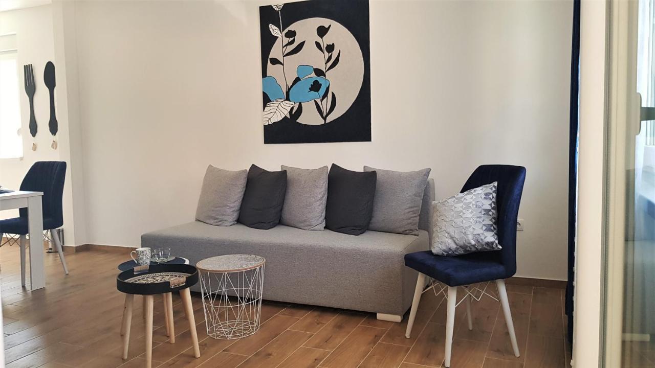 Apartman Astra Sremska Mitrovica Exteriör bild