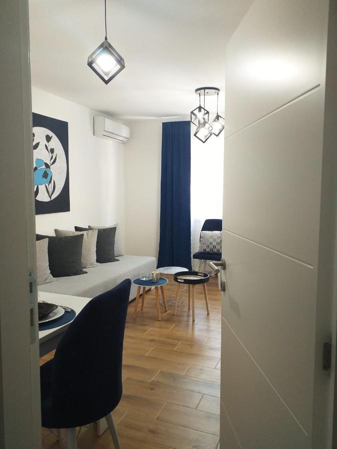 Apartman Astra Sremska Mitrovica Exteriör bild